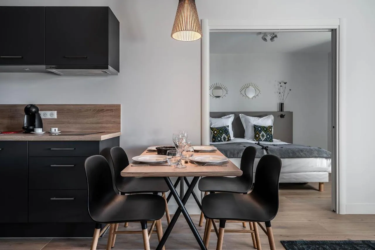 La Grange Des Peres Aparthotel Annecy 2*,  France