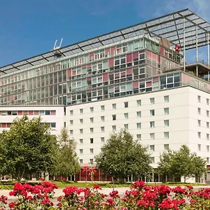 Ibis Lyon Cite Internationale *** Калюир-Э-Кюир